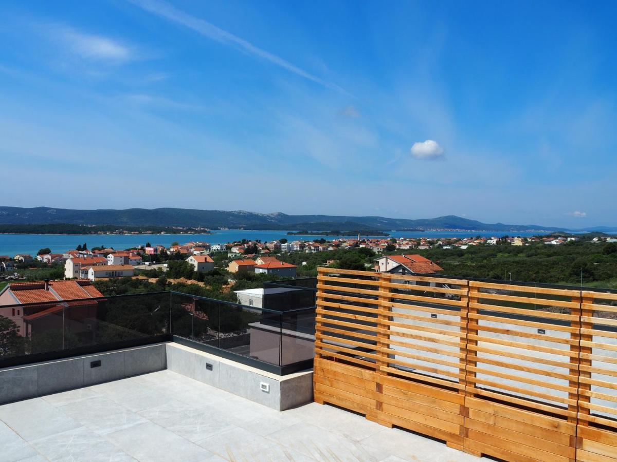 Apartment Rose Garden Sveti Filip i Jakov Exterior photo