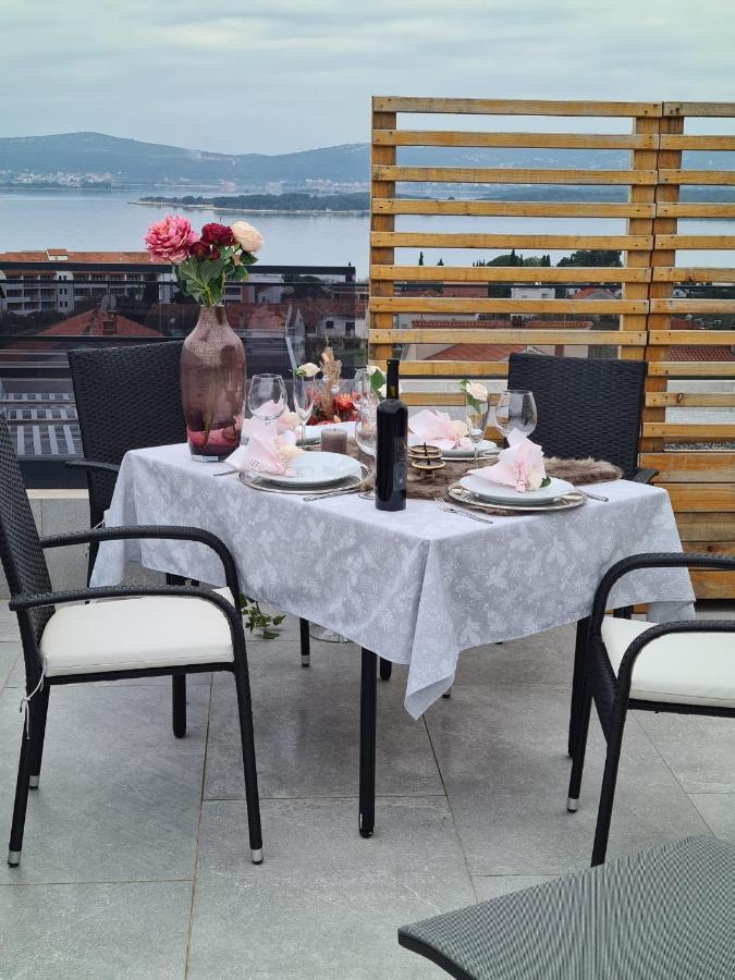 Apartment Rose Garden Sveti Filip i Jakov Exterior photo